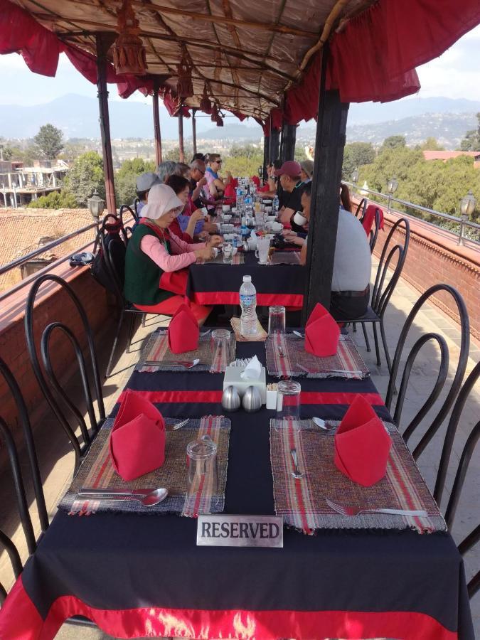 Khwapa Chhen Hotel Bhaktapur Luaran gambar